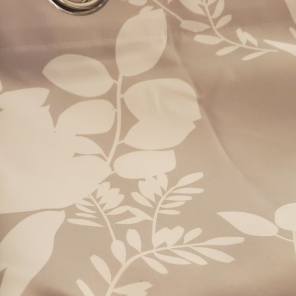 DriftAway Floral Botanic Pattern Room Darkening Thermal Insulated Curtians - Picture 2 of 4